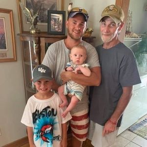 Meet your Posher, Chase